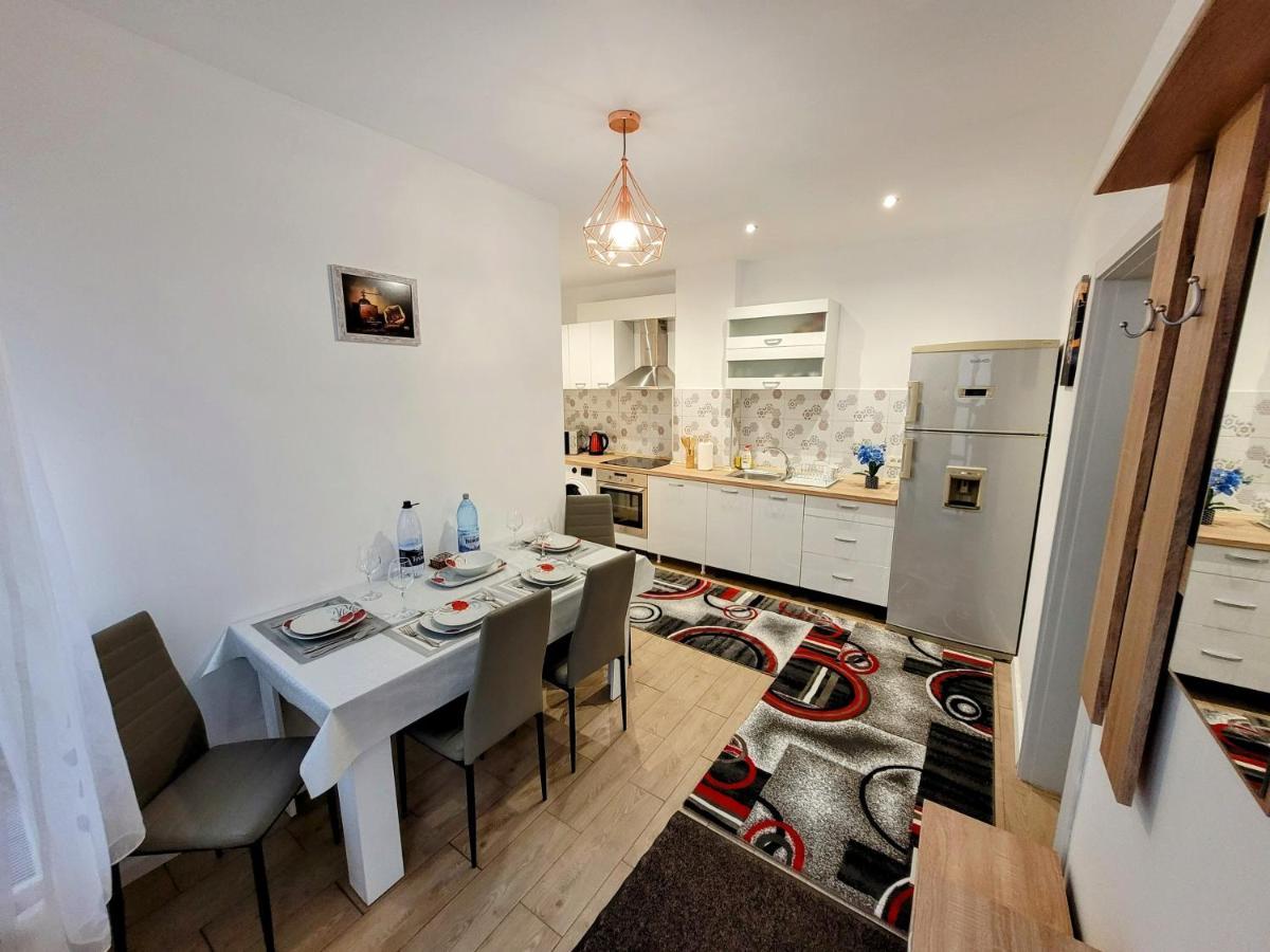 Casa Feli Apartment Brasov Ngoại thất bức ảnh